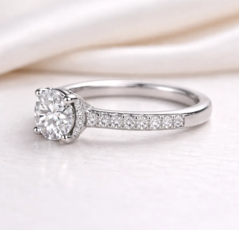Guide to engagement ring styles and diamond setting types