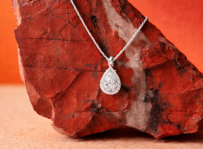 Modern fine jewelry craftsmanship by Velmira in New York